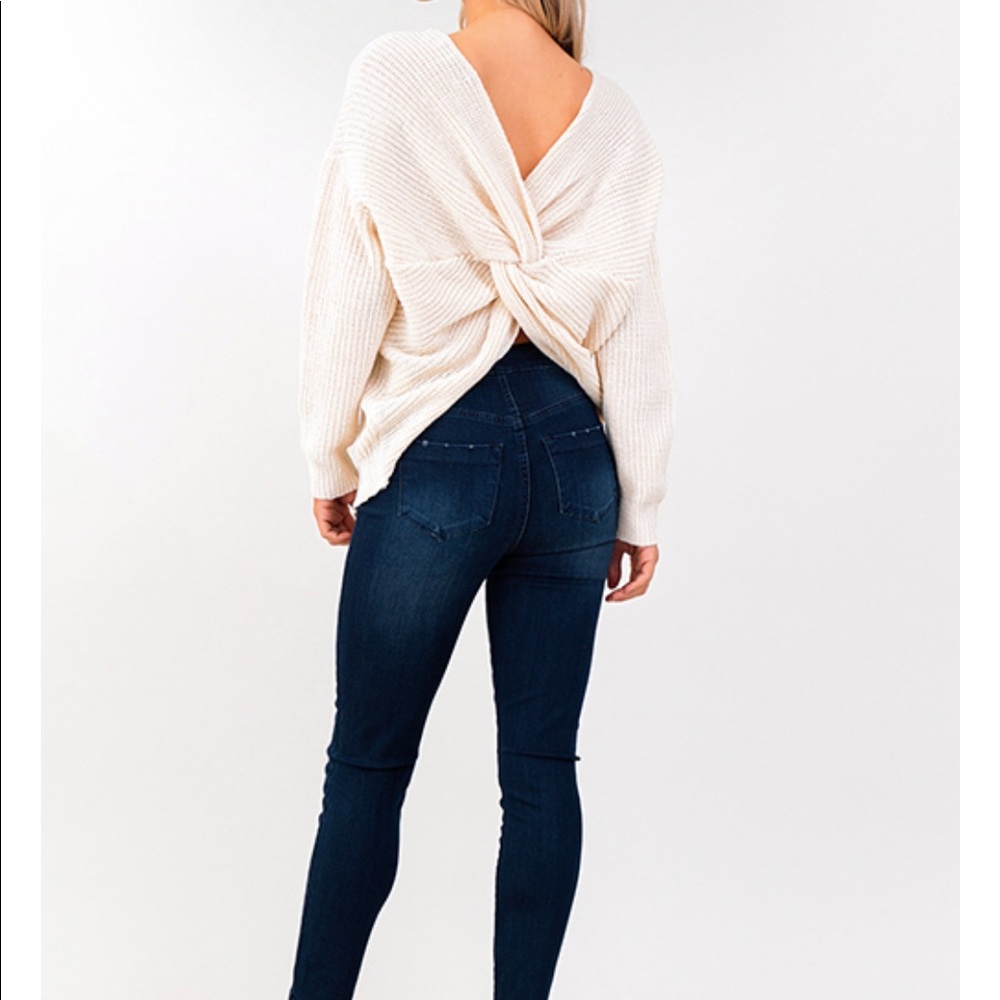 ARRIVEDV-Neck Twist Knotted Sweater Top!  - Picture 5 of 7